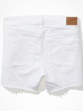 American Eagle White Denim Shorts Size 8 NWOT Next Level Stretch Raw Hem Summer